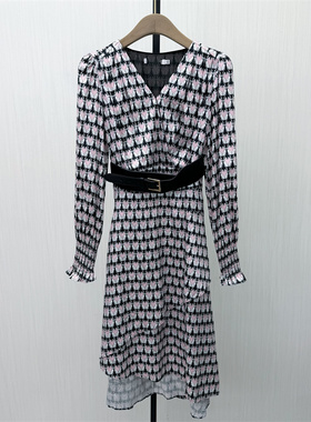 真情●2026春季新品 法式v领连衣裙女气质显瘦小清新茶歇裙0789