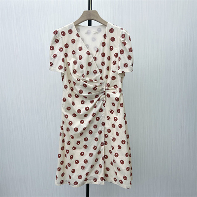 C●2025夏季新品 小清新v领连衣裙女气质显瘦法式圆点茶歇裙7218
