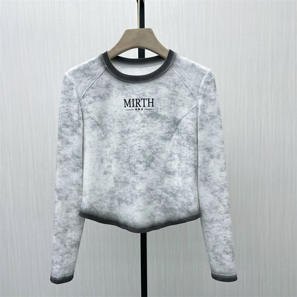 香●2025秋季新品 印花长袖T恤女休闲修身显瘦百搭打底上衣3322