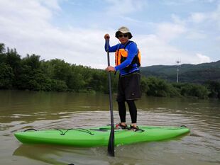 无需充气滚塑 SUP塑料冲浪板  硬质冲浪板 滑水板，舢板，划水板