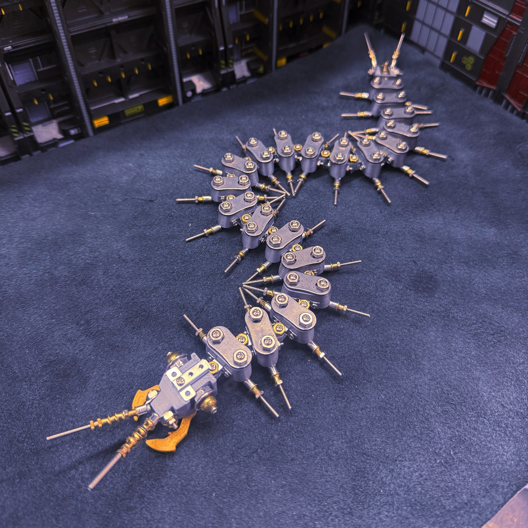 机械蜈蚣金属拼装昆虫高难度积木3D立体拼图玩具模型创意生日礼物