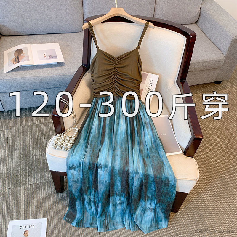 加大码小众设计感扎染吊带连衣裙