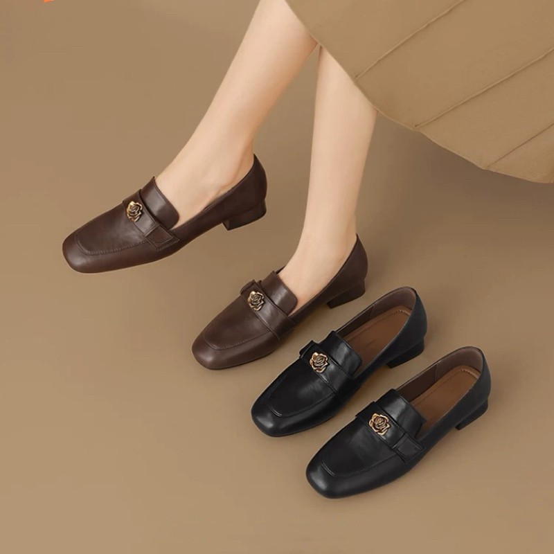 法式优雅浅口一脚蹬妈妈鞋2025夏季新款粗跟乐福鞋通勤小皮鞋单鞋