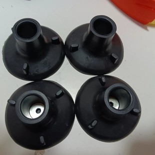 超大号老人坐便椅配件超大吸盘脚垫防滑洗澡椅脚垫桌腿四脚底座