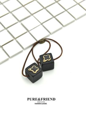 满58包邮】正品purefriend发饰 杂志款黑色四叶花木质款发圈皮筋