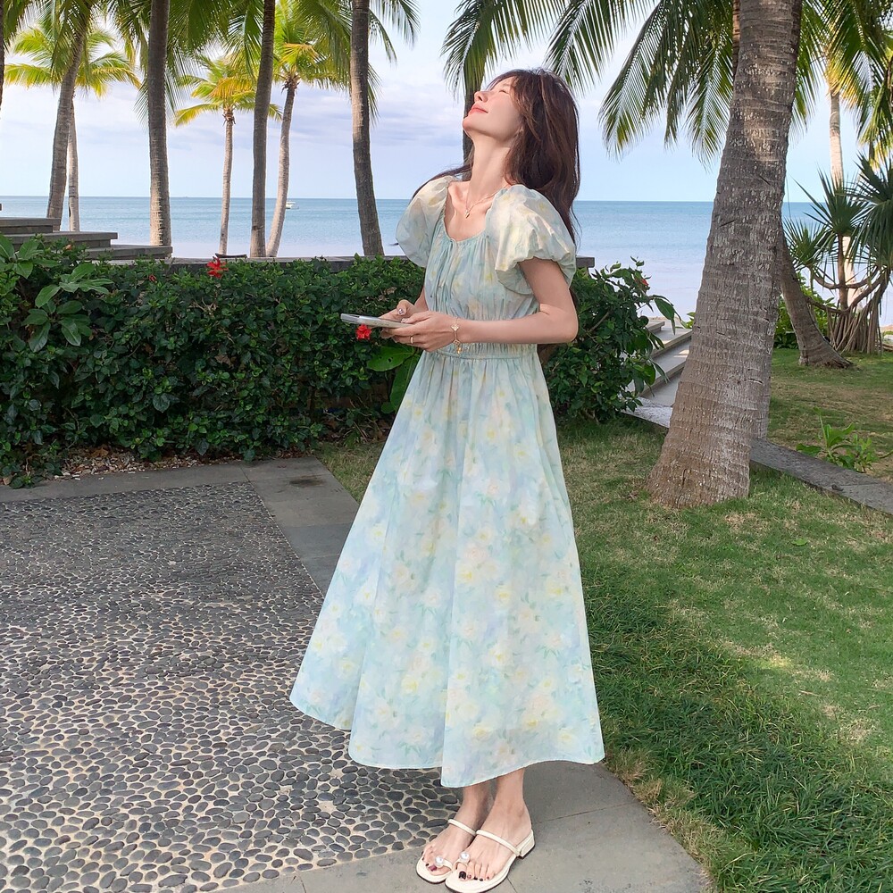 夏日甜美小清新碎花连衣裙女2025新款法式温柔收腰减龄泡泡袖长裙,女装连衣裙,乔安迪