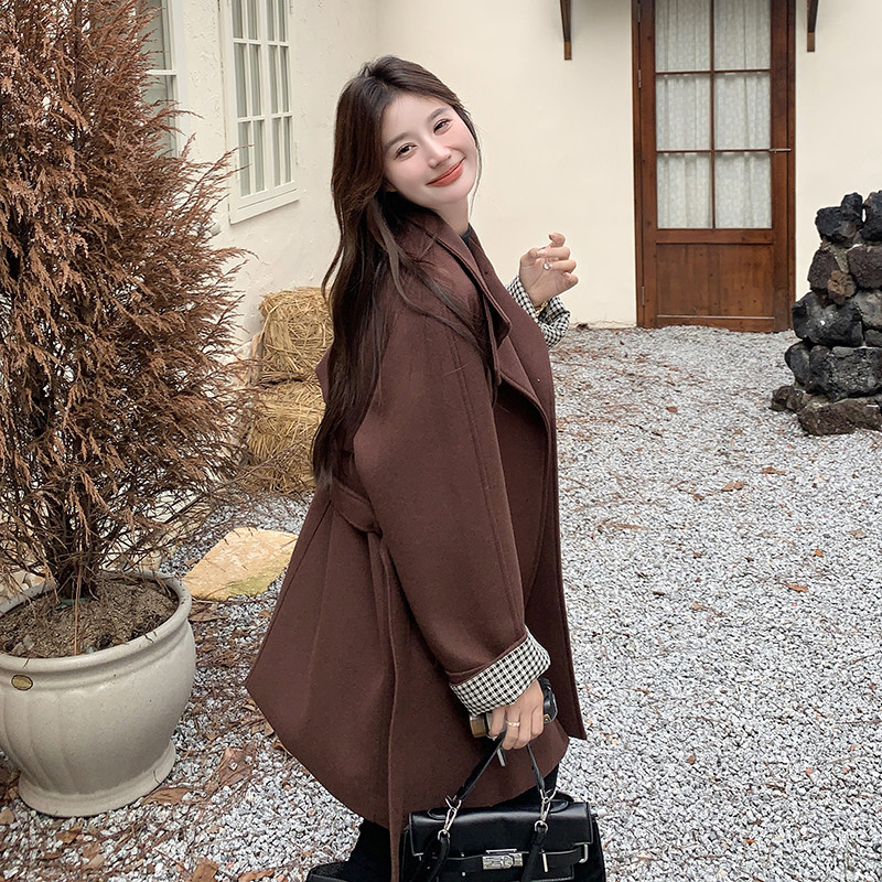 安可拉红袖口格纹拼接风衣外套女2025春季新款美拉德休闲长款大衣,女装毛呢外套,乔安迪