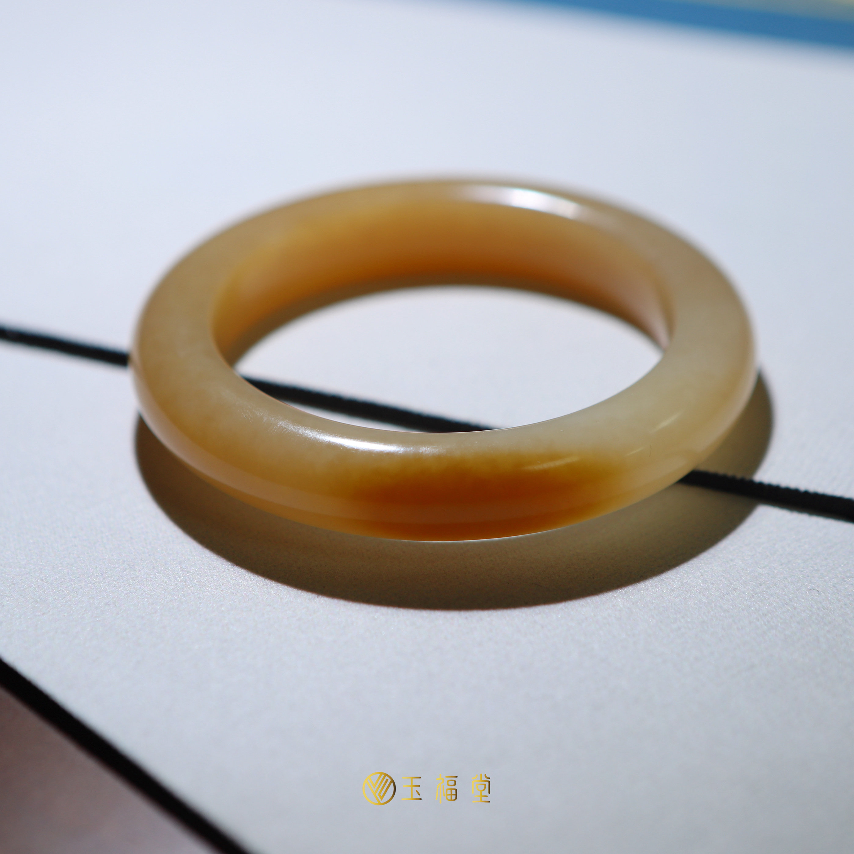玉福堂 | 新疆且末糖镯 满糖 一口糖玉镯手镯女 56mm