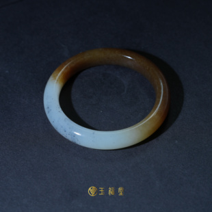 玉福堂 | 新疆和田玉且末糖白玉镯 | 半山水青花手镯52mm小圈手镯
