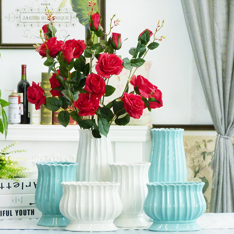 包邮欧式复古简欧白色蓝色陶瓷花瓶三件套家居软装饰品摆件组合在类目 家居饰品, 花瓶/花器/仿真花/仿真饰品, 花器/花瓶, 花瓶中 - 来自Buy2taobao.com提供专业的淘宝代购服务