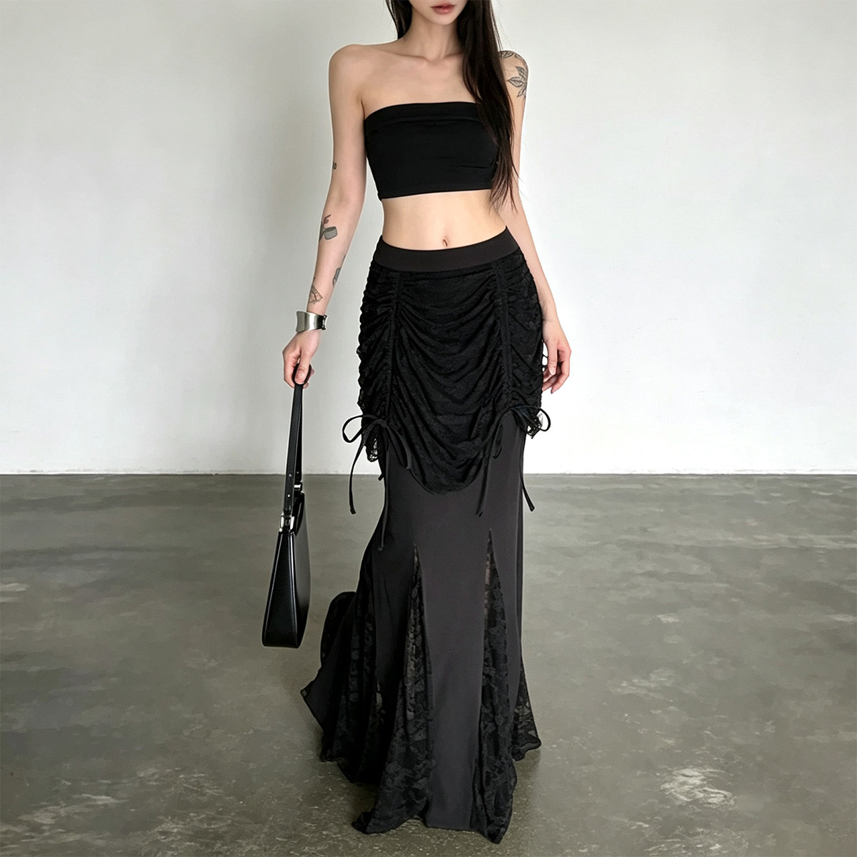 gagaopt设计感透视蕾丝拼接鱼尾裙高腰显瘦遮胯屁帘黑色半身裙夏