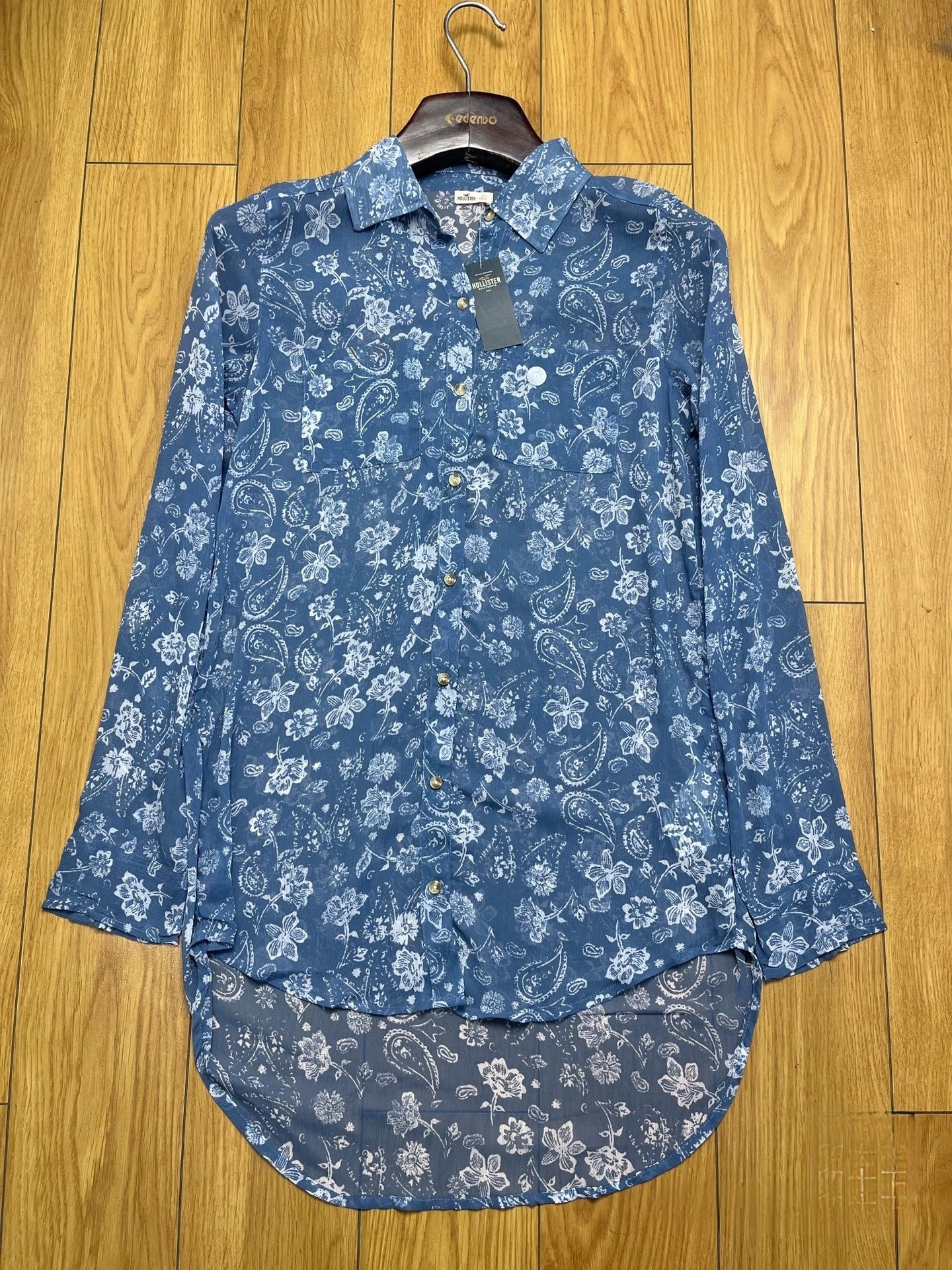 断码Hollister女款春夏款长袖印花宽松版型衬衫仿真丝轻薄款