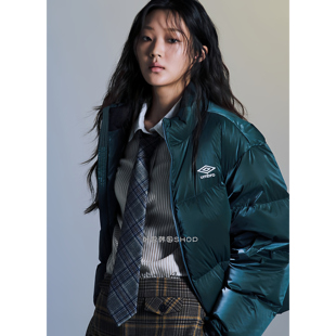 Umbro茵宝2025冬季新款女子立领运动休闲鸭绒保暖短款羽绒服外套