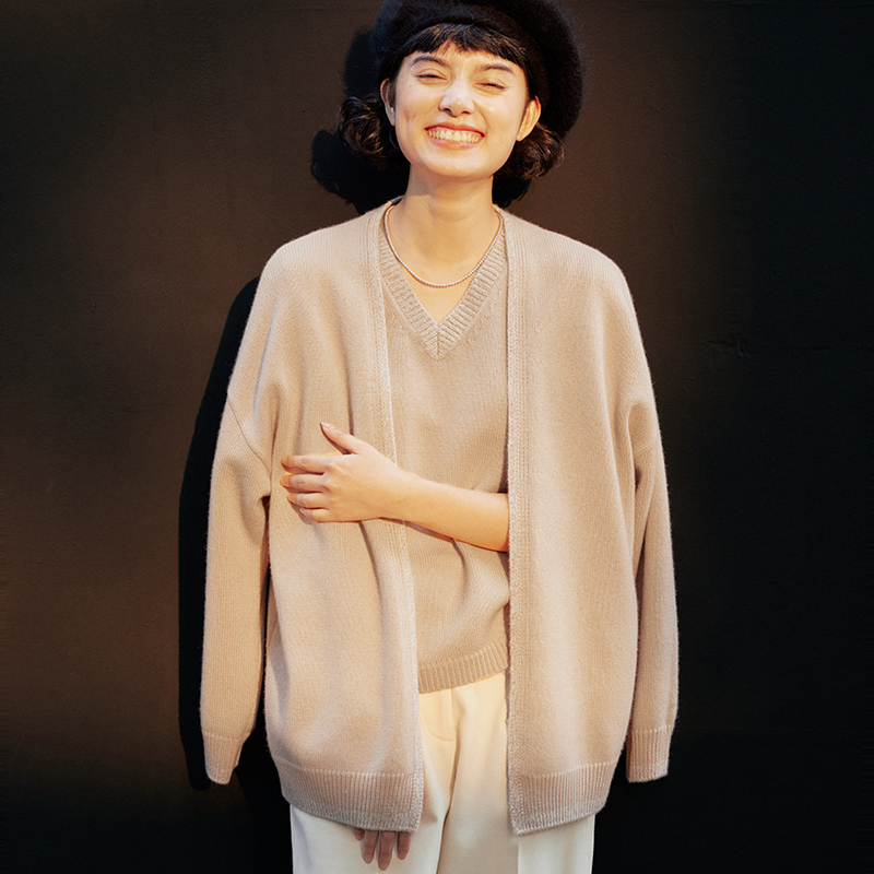 *WZT06030 茉莉雅集 柔光滤镜KVSS全羊绒撞色针织开衫背心毛衣