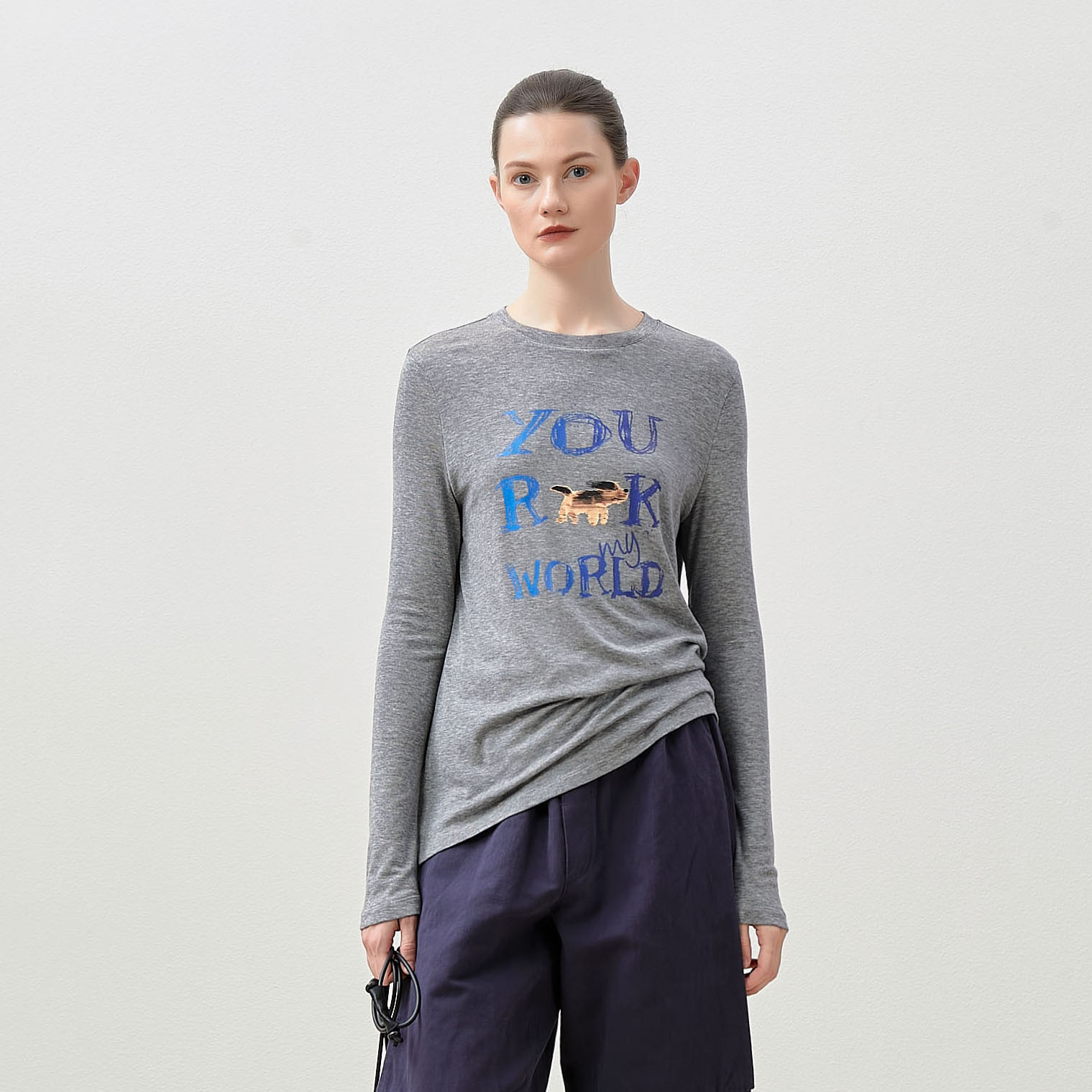 *WTX08004 茉莉雅集 治愈萌宠狗狗字母数码印花莱赛尔羊毛长袖T恤