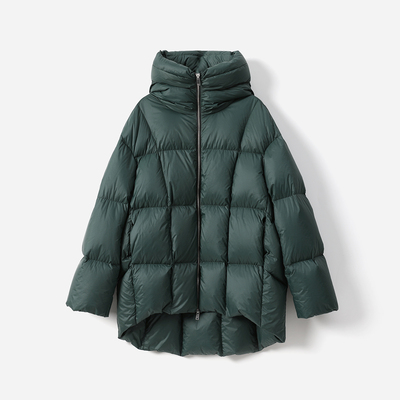 *WYR07082 御寒系列日本料轻盈可追溯95白鹅绒前短后长泡芙羽绒服