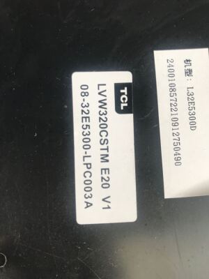 原装 TCL L32E5300D 灯条 32HT5730-36 屏 LVW320CSTM E22 V1