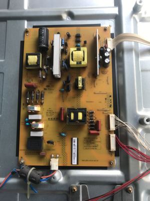 LED50C2000i 3D50C2000i电源板HSL35D-1MD XR7.820.299（366）