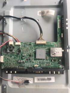 海信LED32K300 32K200 主板RSAG7.820.4801屏HE315FH-E56（443）