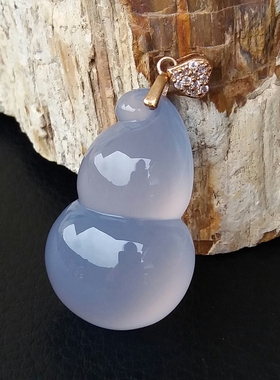 天然无烧蓝玉髓葫芦吊坠复古女款