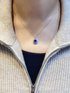 天然蓝宝石吊坠主石尺寸6.59x5.93mm，1.39ct，总重1.87克