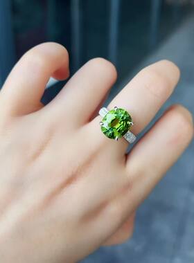 天然绿碧玺戒指18k金钻石豪华镶嵌主石尺寸13.4x11.35mm，7.56ct