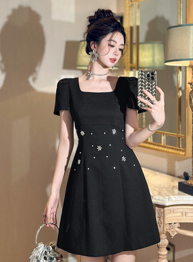 2025夏季新款女装重工设计感镶钻收腰a字连衣裙修身显瘦短裙15436