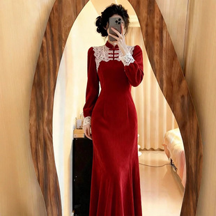 新中式女装本命年红色蕾丝盘扣灯芯绒旗袍25冬订婚显瘦内搭连衣裙