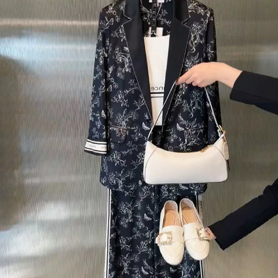 小香黑色提花西装两件套装2025春夏季新款干练气质女装网红爆款