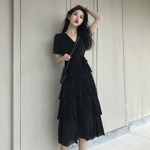 夏装2026新款女桔梗法式黑色连衣裙V领中长款亮闪闪蛋糕裙子女夏