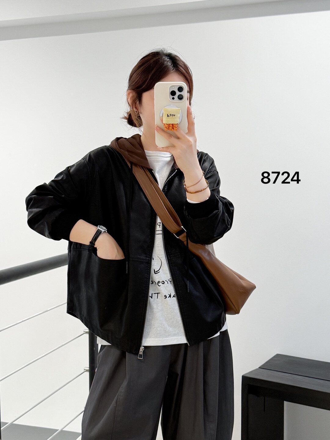 2026春秋新款韩版宽松休闲连帽皮衣外套女短款棒球服夹克上衣外穿