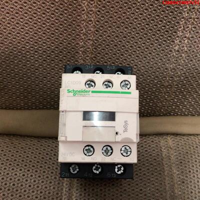 询价购-施耐德接触器  LC1D09BDC 24VDC 包邮包好