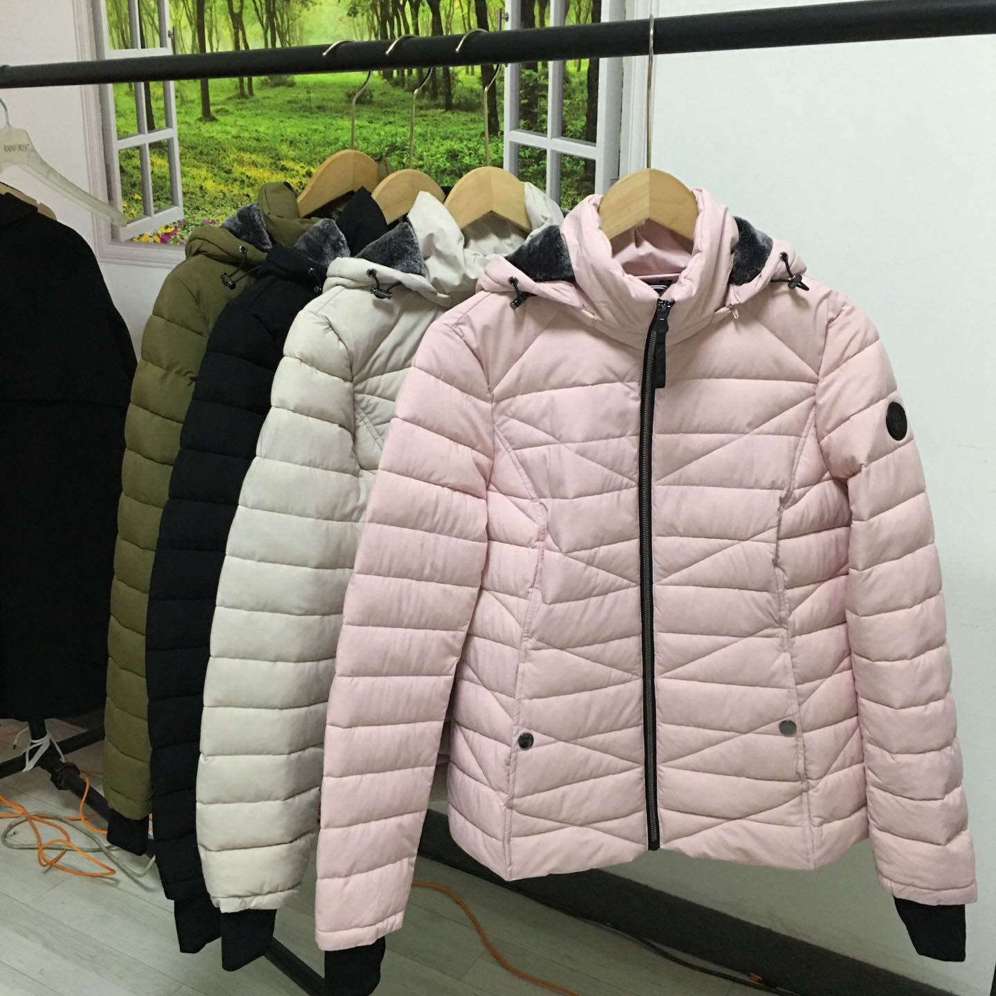 N系列欧美外贸女装棉衣冬季女士连帽棉服保暖舒适棉衣外套