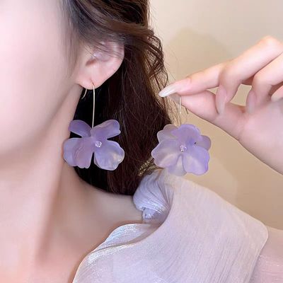 思慕琦气质合金女亚克力花卉耳环