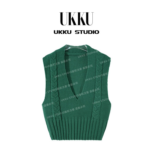 UKKUSTUDIO修身型马夹