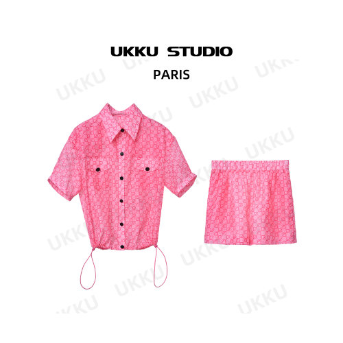 【UKKU STUDIO】夏季时尚透气运动休闲短款短袖潮牌女套装812037