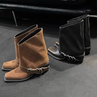 复古做旧厚底短靴小众方头斜口金属扣裤管靴时装靴皮带扣马丁靴女