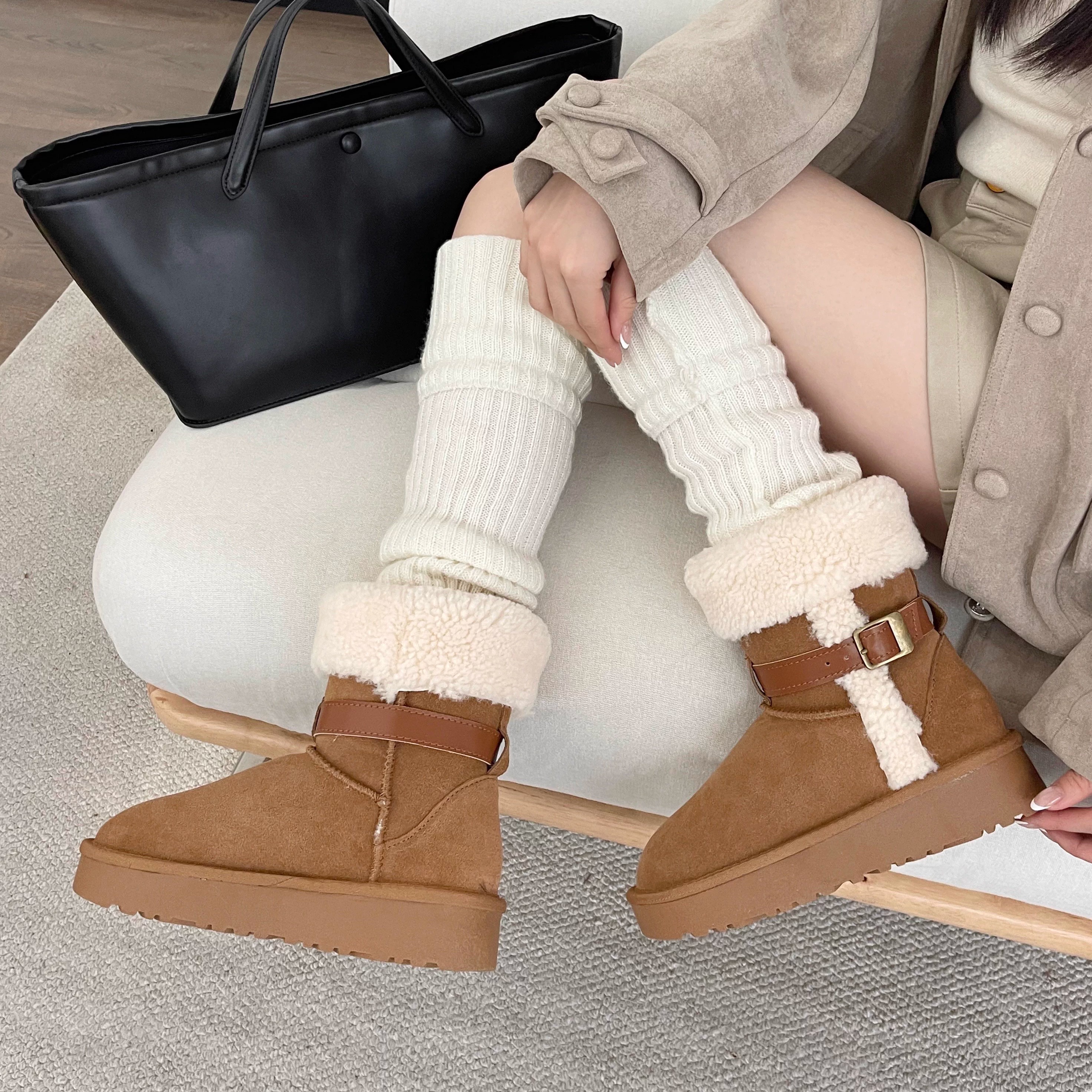 皮带扣厚底加绒保暖雪地靴2025冬季新款百搭短靴防滑北方翻毛棉鞋