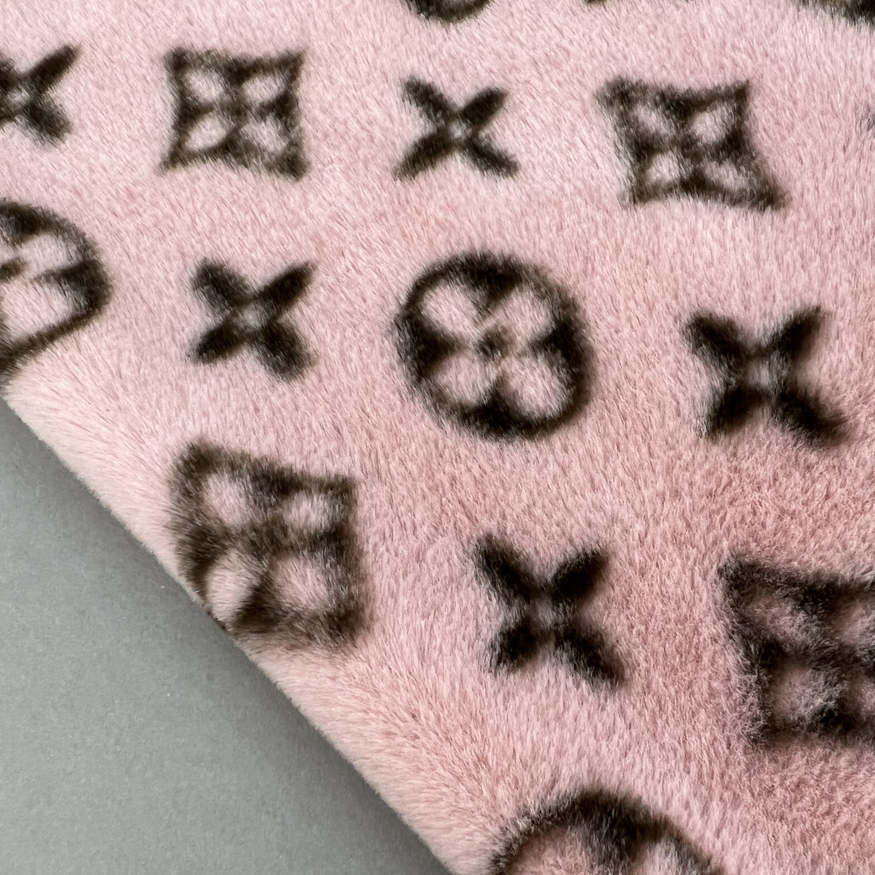 小兔毛四叶草印花兔毛 仿兔毛绒布diy手工玩偶围巾鞋帽箱包面料,纺织面料/辅料/配套,面料/布类,淘宝优惠券,粉丝福利购,淘宝优惠卷