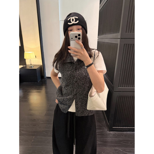 THXGIVING 全羊毛花纱针织马甲女 2026暖秋老钱复古纽扣叠穿背心