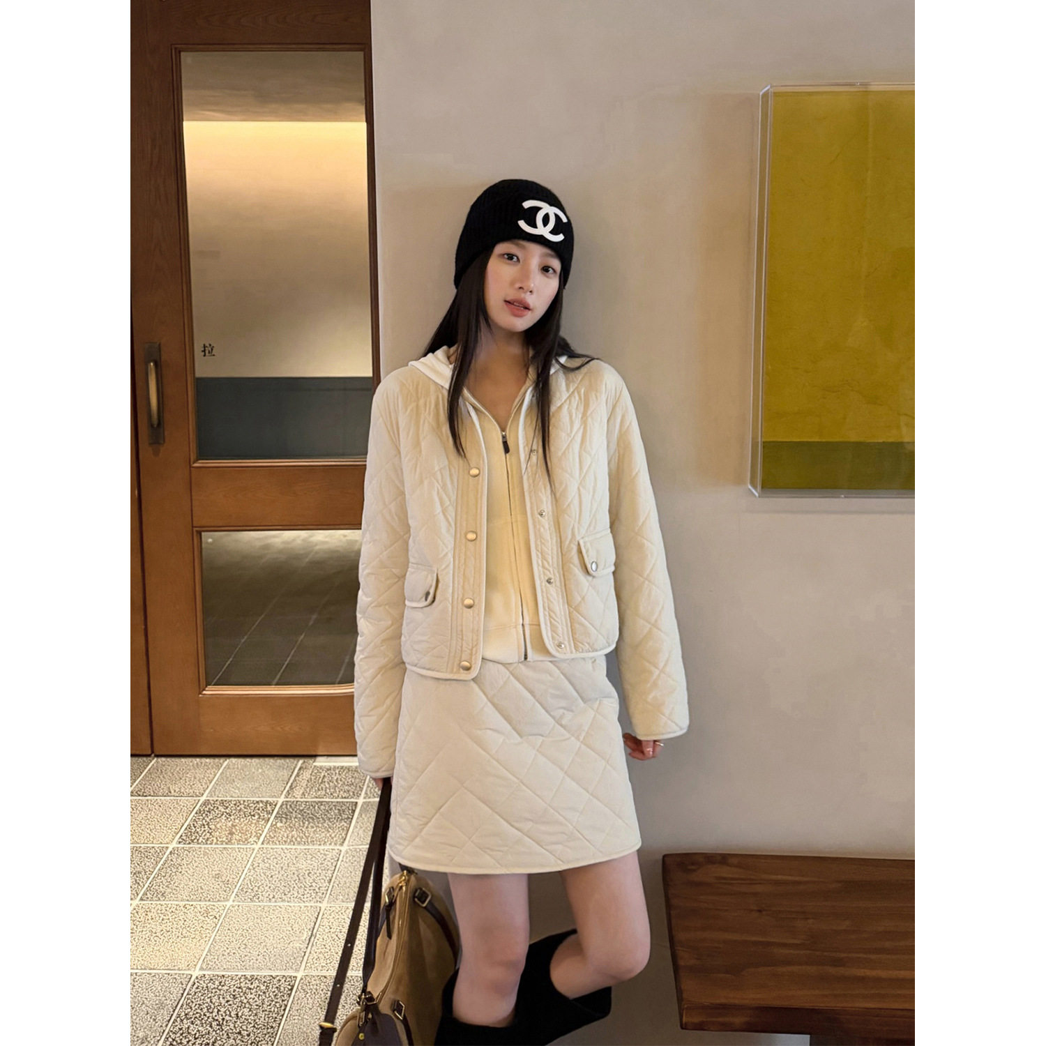 THXGIVING 温质老钱哑光菱格绗缝棉服女 2026初冬轻暖圆领短外套