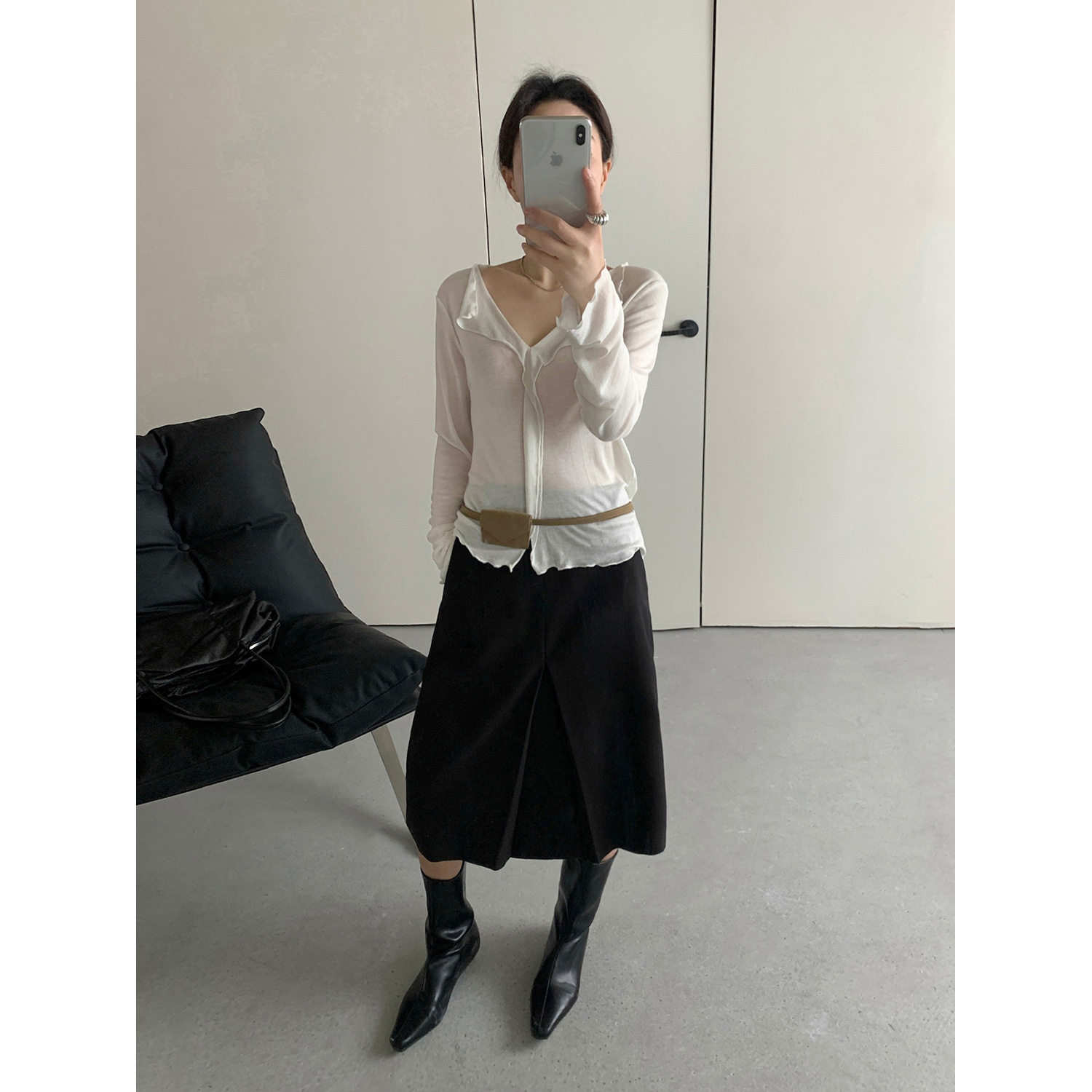 THXGIVING静奢质感 利落剪裁前开衩知性西装半身裙女2026春款中裙