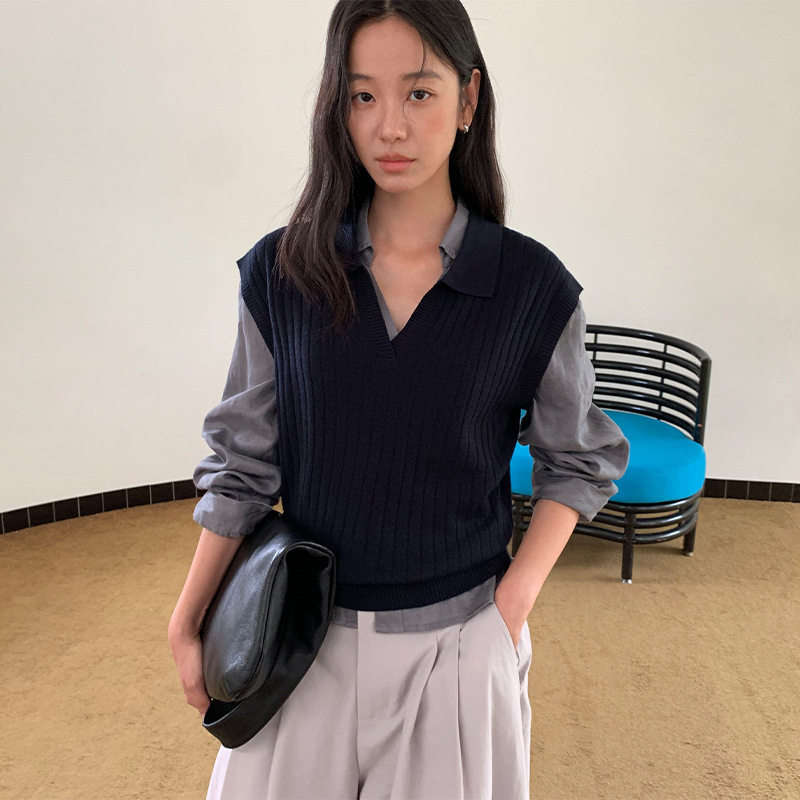 THXGIVING无袖半开领针毛针织衫