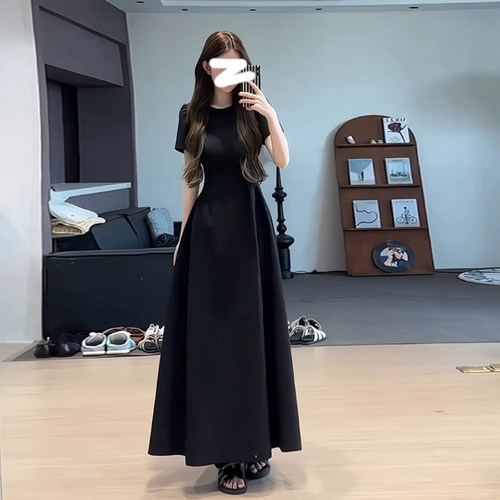 2025新款茶歇法式连衣裙高级感