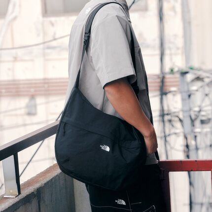 26新韩国直邮TheNorthFace北面男女户外休闲单肩斜挎包NN2PS06