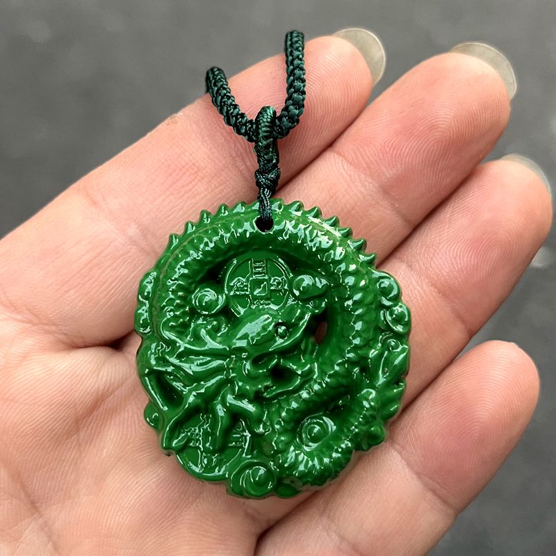 实木绿色木龙牌吊坠木雕龙
