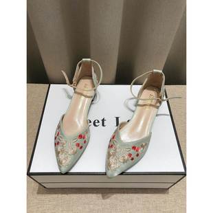 一字扣浅口尖头粗跟单鞋 春夏款 新中式 复古风刺绣凉鞋 女 女2025新款