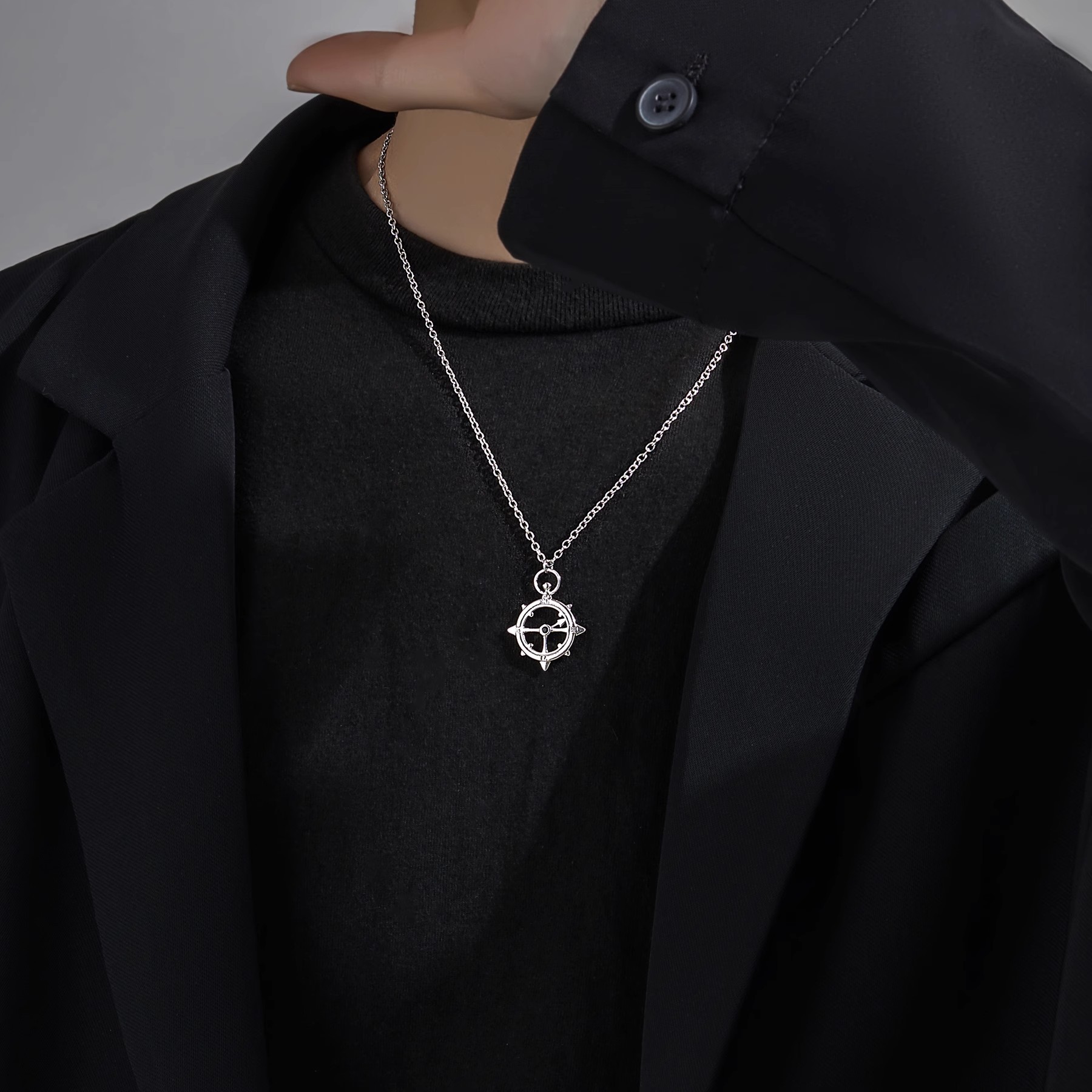 船舵吊坠项链男生ins高级设计感