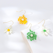 Daisy earrings, earrings, Flower Earrings