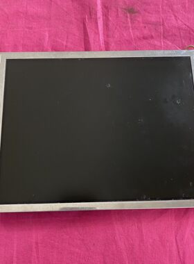 议价LB104V03(A1) 液晶显示屏 工业设备专用显示内屏维修